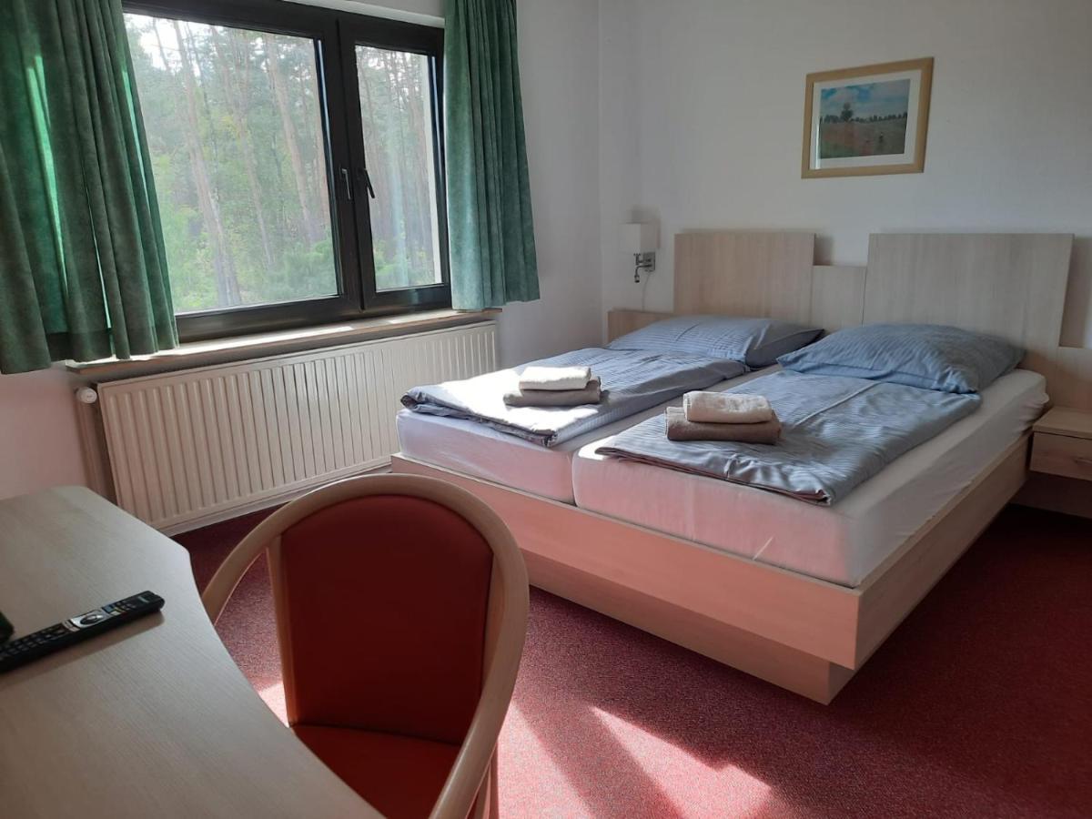 Hotel-Restaurant Hubertus Brome Екстериор снимка