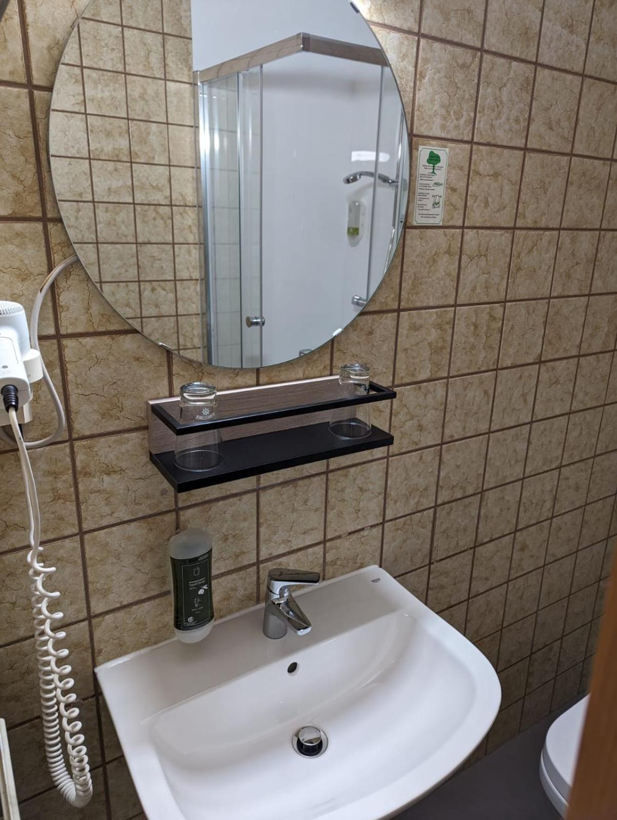 Hotel-Restaurant Hubertus Brome Екстериор снимка